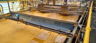Mineralisation tank with waste input
